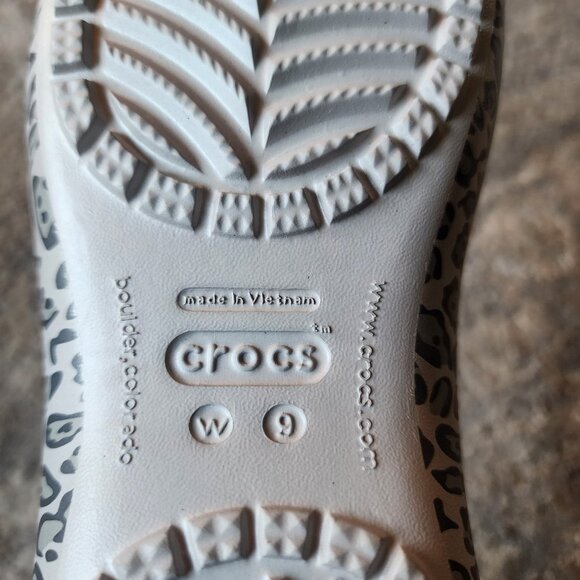 Crocs Kadee Thea Size 9 Shoes Cheetah Leopard Print Ballet Flats Slip On - Picture 4 of 7